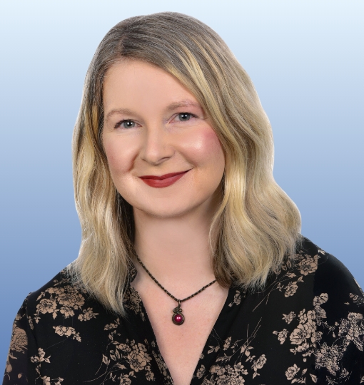 Julie Simon Headshot